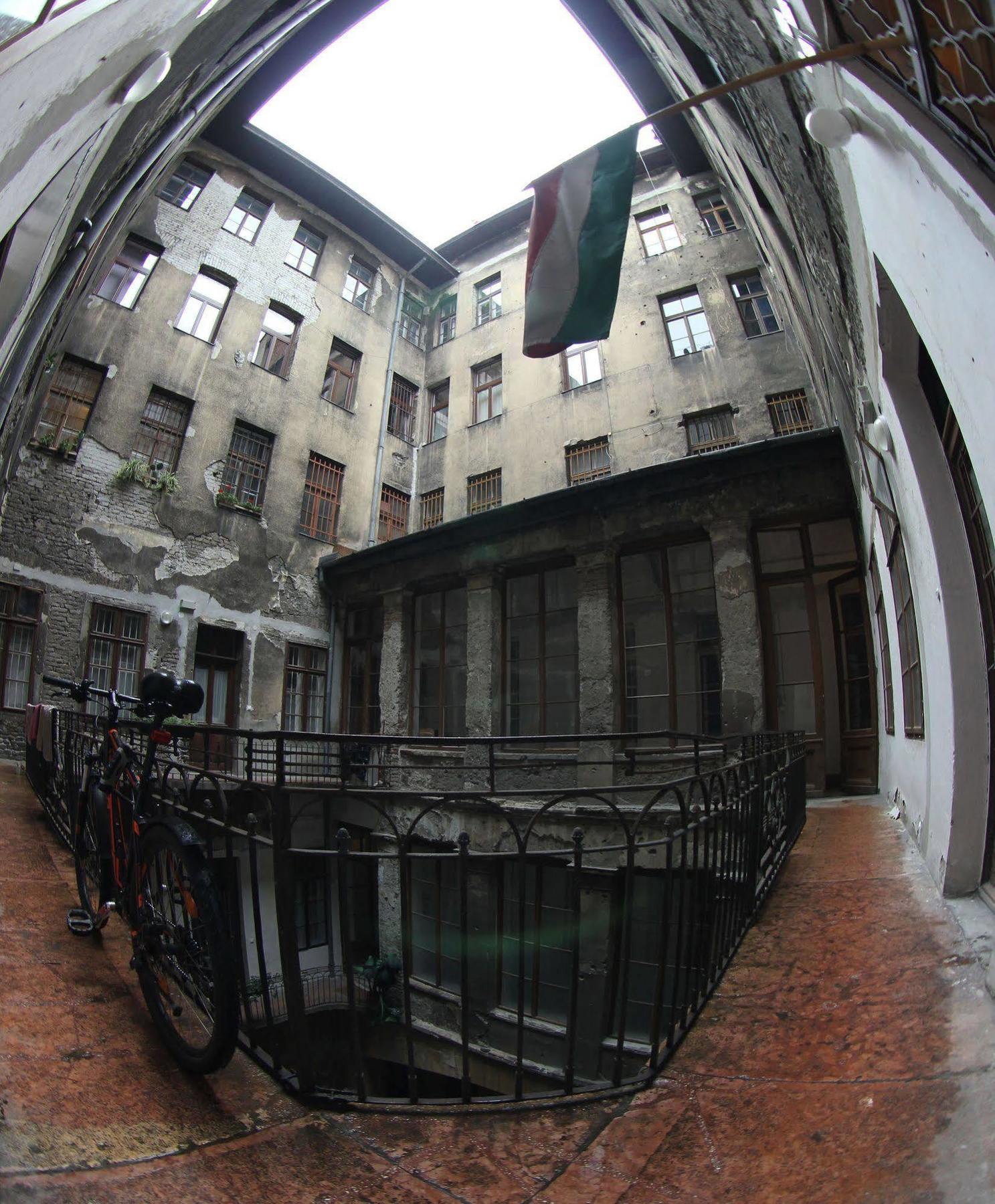Budapest Centrum Cozy Hostel Esterno foto